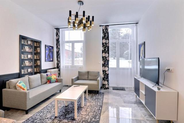 Les Appartements Fenelon Le Cateau-Cambresis Exterior foto
