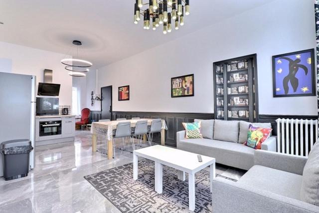 Les Appartements Fenelon Le Cateau-Cambresis Exterior foto