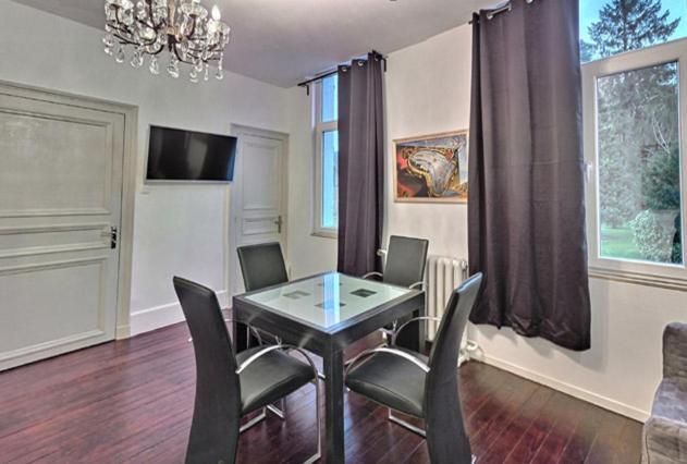 Les Appartements Fenelon Le Cateau-Cambresis Exterior foto